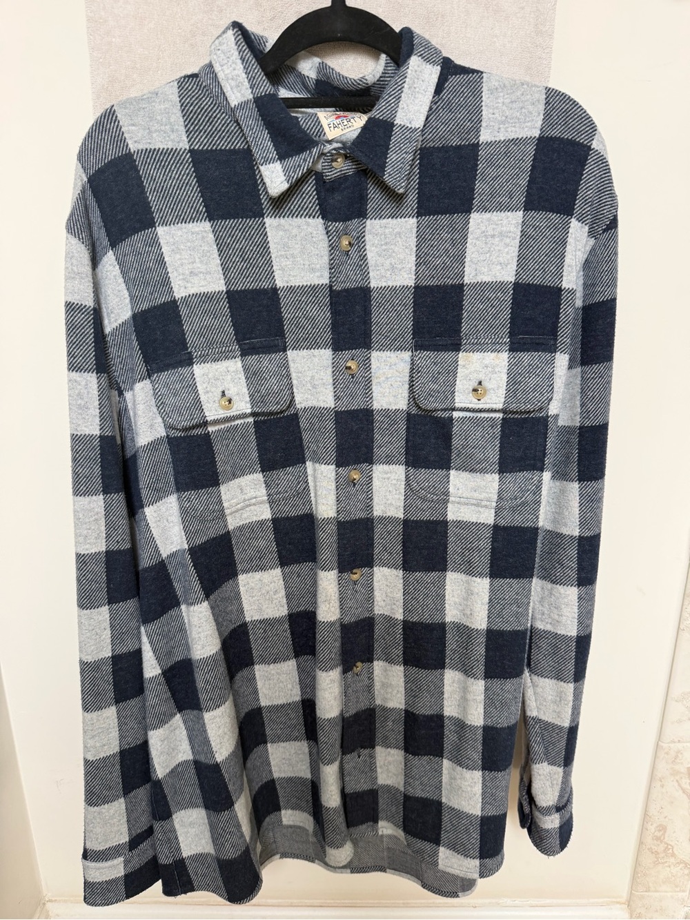 Faherty Brand Mens XXL Legend Sweater Shirt Buffalo Plaid Navy Blue Grey Flannel